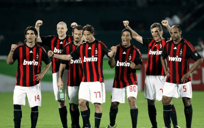 街机厅的霓 街机厅的霓