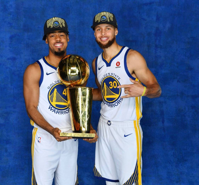 肋部三角的